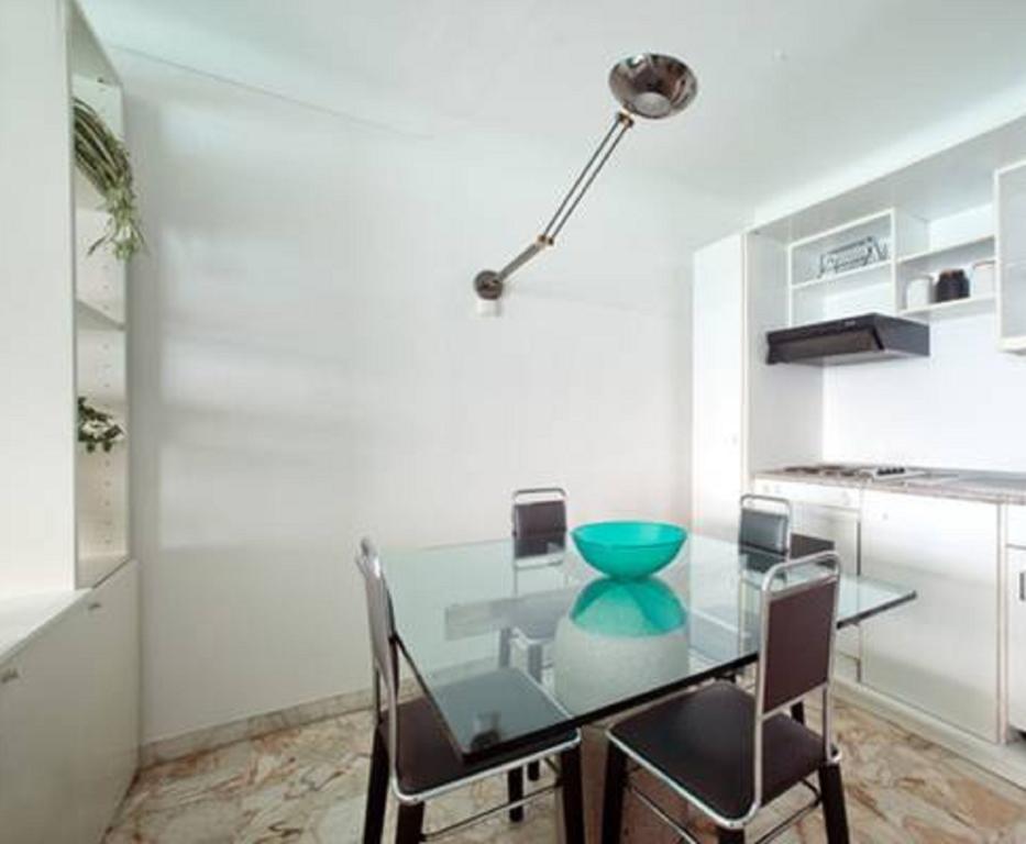 Flat Rossi Appartement Menton Kamer foto