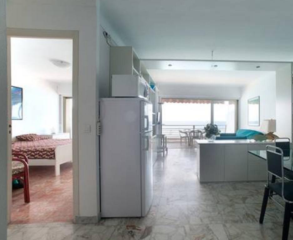 Flat Rossi Appartement Menton Kamer foto