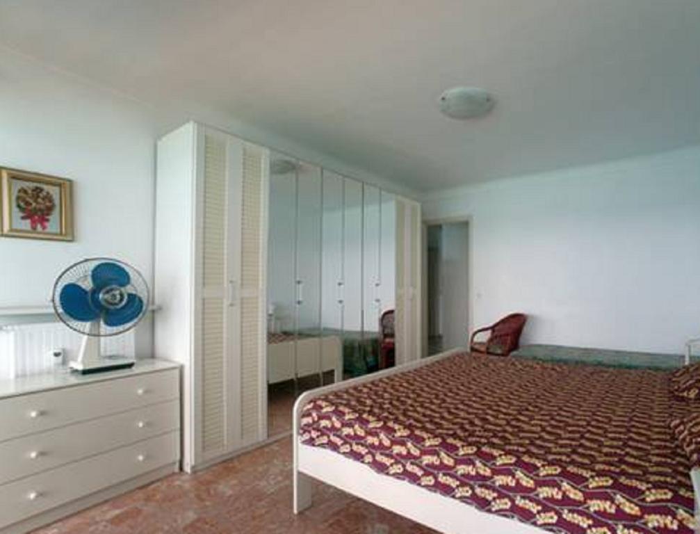 Flat Rossi Appartement Menton Kamer foto